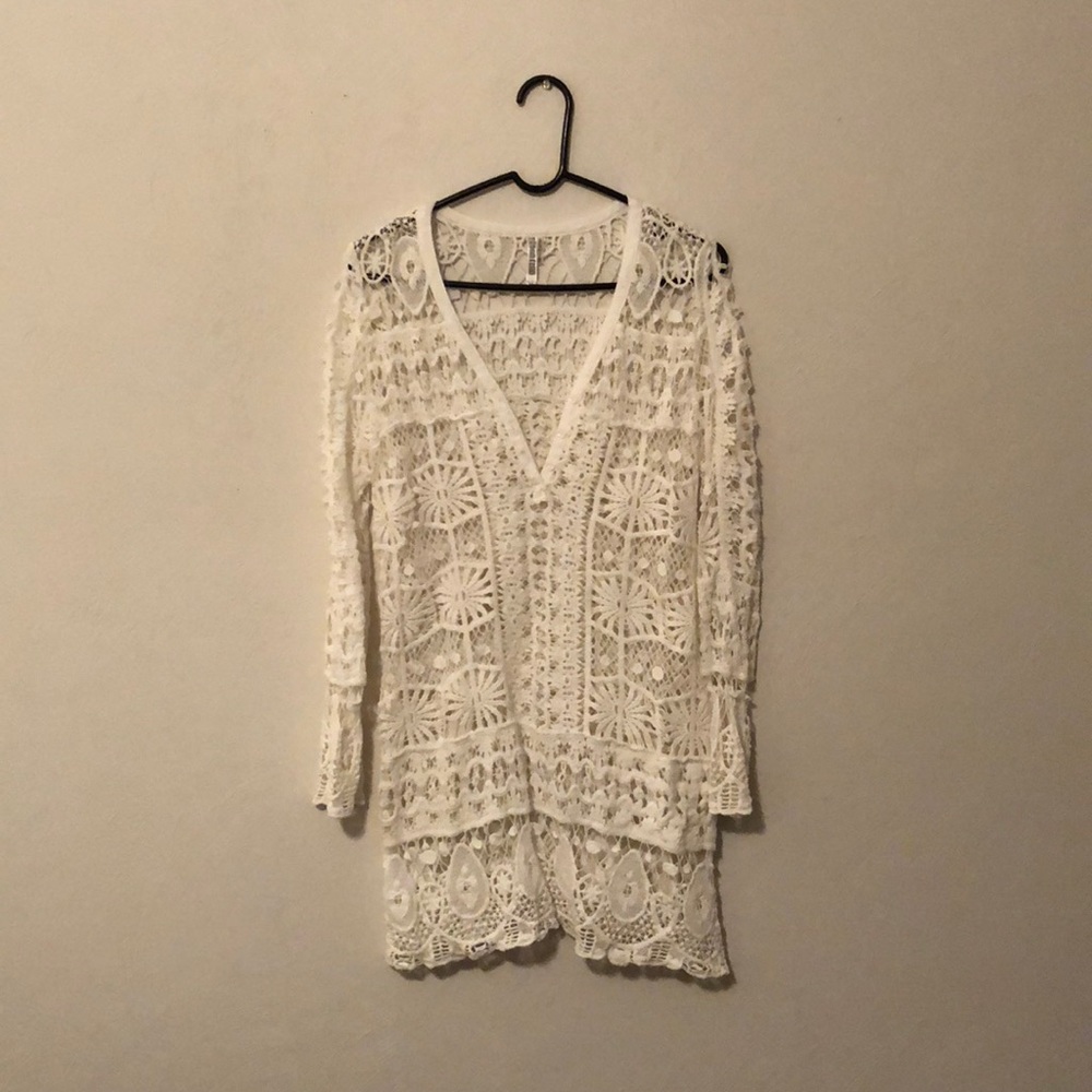 Lace beach cover-up